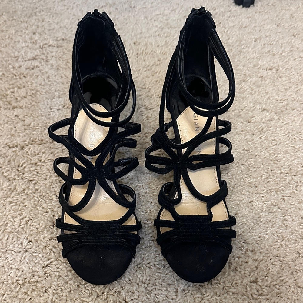 Elegant Black Strappy Women's Shoes